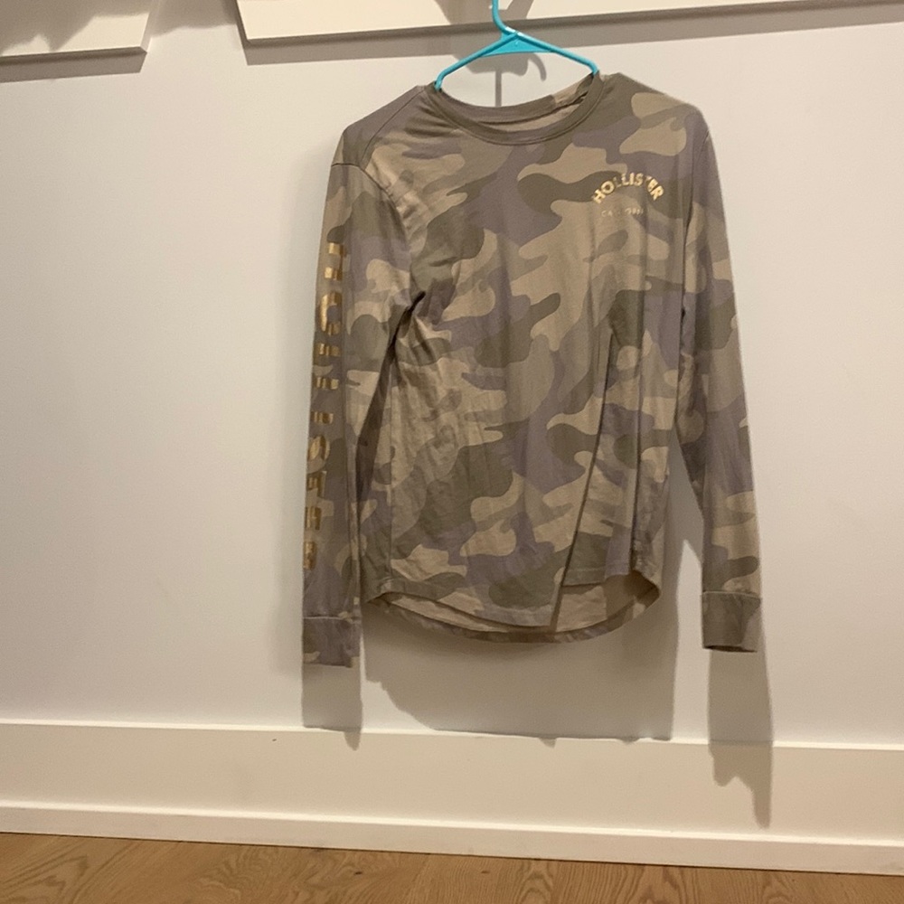 Hollister long sleeve. Camo